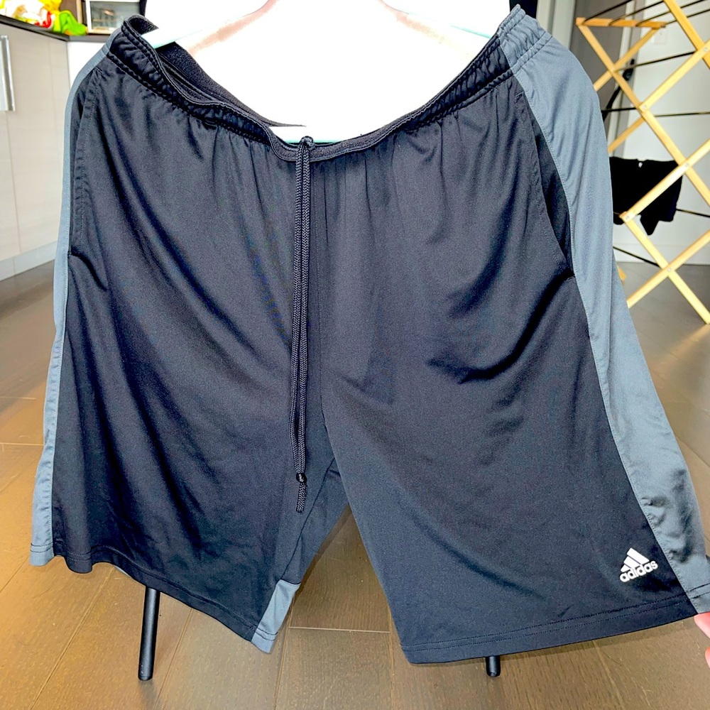 Adidas Black athletic shorts size xl